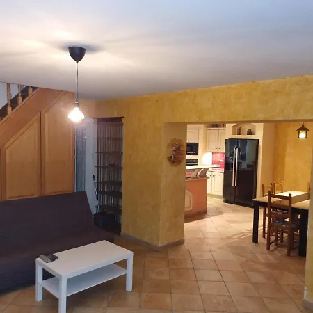 Privat bolig Privee En Centre Roissy-en-France